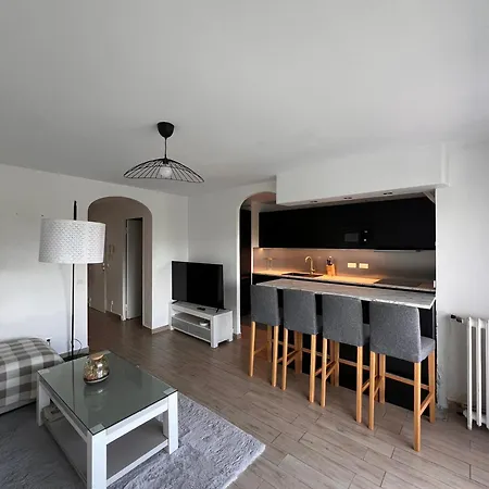 Apartment Lumineux, Clim & A 5 Min Antibes
